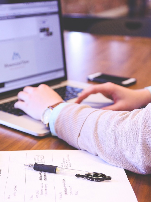 Guía de Marketing Digital para Negocios Latinos